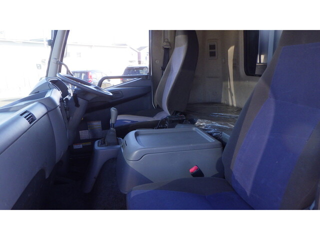 日野レンジャーアルミブロック中型（4t）[写真27]