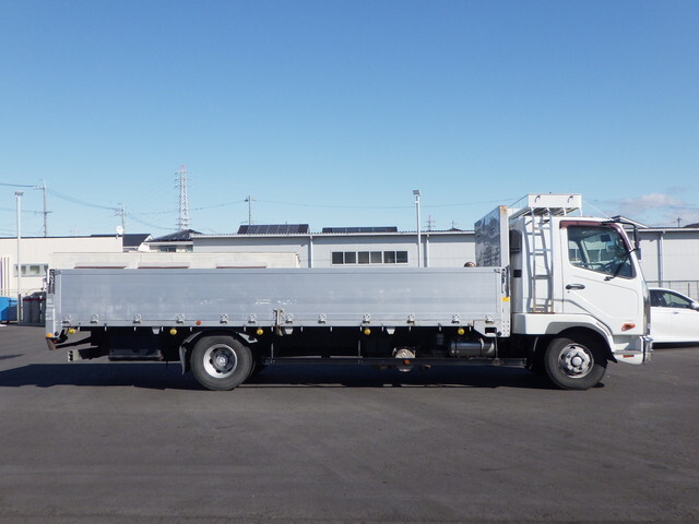 日野レンジャーアルミブロック中型（4t）[写真08]