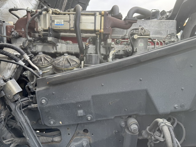 日野プロフィアトレーラーヘッド（トラクターヘッド）大型（10t）[写真17]