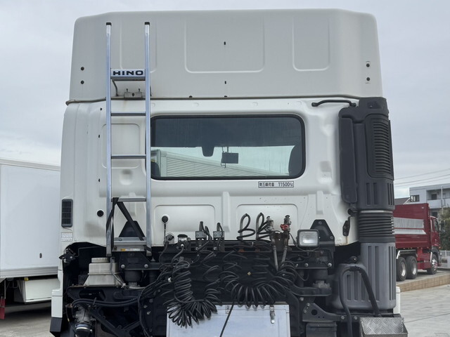 日野プロフィアトレーラーヘッド（トラクターヘッド）大型（10t）[写真31]