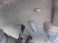 UDトラックスクオンアルミウイング大型（10t）[写真13]