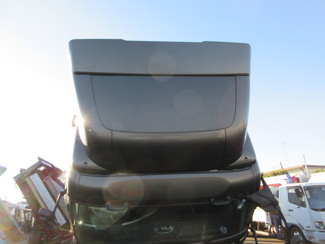 UDトラックスクオンアルミウイング大型（10t）[写真24]