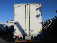 UDトラックスクオンアルミウイング大型（10t）[写真07]