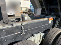 いすゞギガダンプ大型（10t）[写真14]