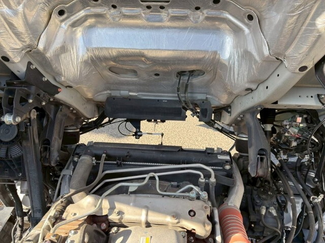 いすゞギガダンプ大型（10t）[写真21]