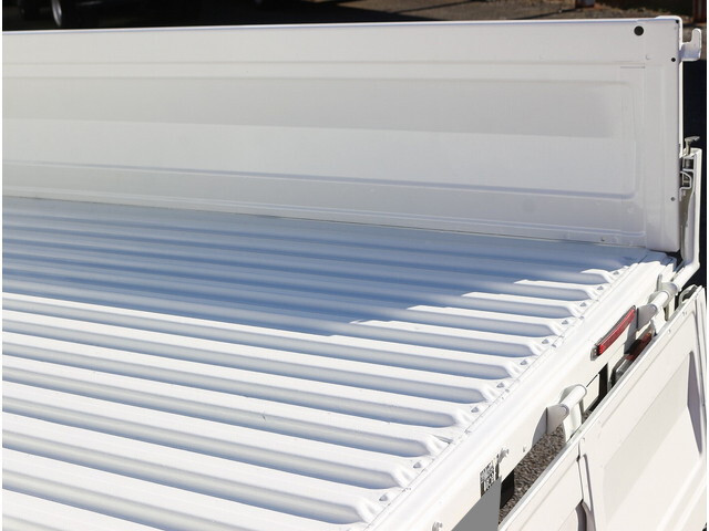 トヨタトヨエース平ボディ小型（2t・3t）[写真11]