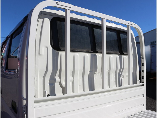 トヨタトヨエース平ボディ小型（2t・3t）[写真14]