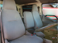 トヨタトヨエース平ボディ小型（2t・3t）[写真17]