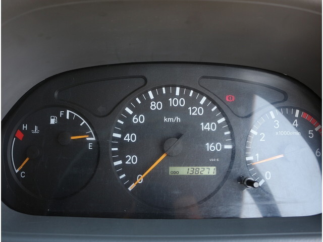 トヨタトヨエース平ボディ小型（2t・3t）[写真19]