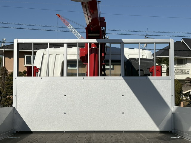 三菱ふそうファイターセルフクレーン4段増トン（6t・8t）[写真13]