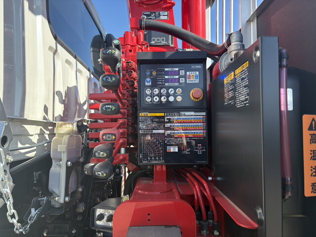 三菱ふそうファイターセルフクレーン4段増トン（6t・8t）[写真19]