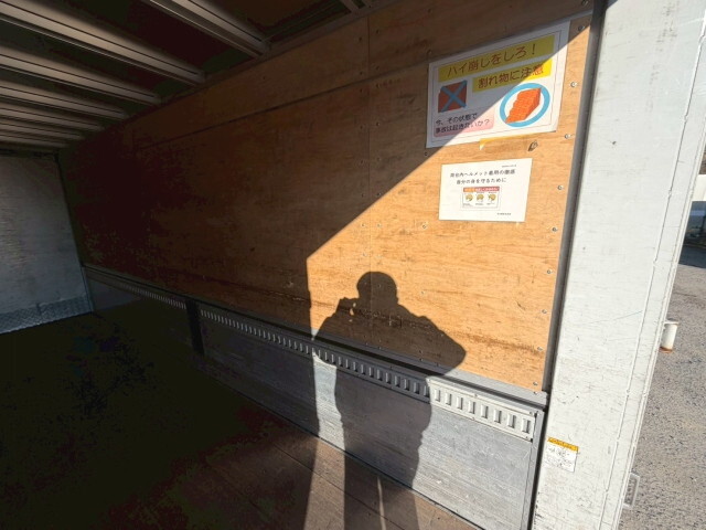 日野レンジャーアルミウイング中型（4t）[写真11]