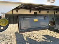 日野レンジャーアルミウイング中型（4t）[写真24]