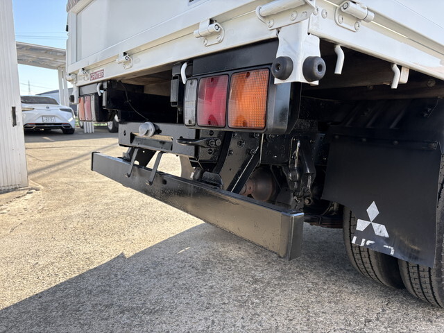 三菱ふそうキャンタークレーン付小型（2t・3t）[写真24]