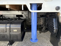 三菱ふそうキャンタークレーン付小型（2t・3t）[写真28]