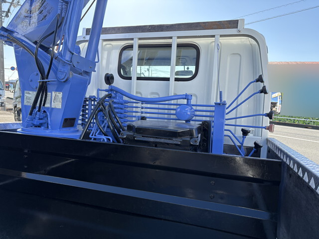 三菱ふそうキャンタークレーン付小型（2t・3t）[写真30]