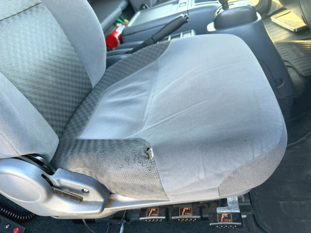 いすゞフォワードアルミウイング中型（4t）[写真21]