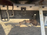 いすゞフォワードアルミウイング中型（4t）[写真25]