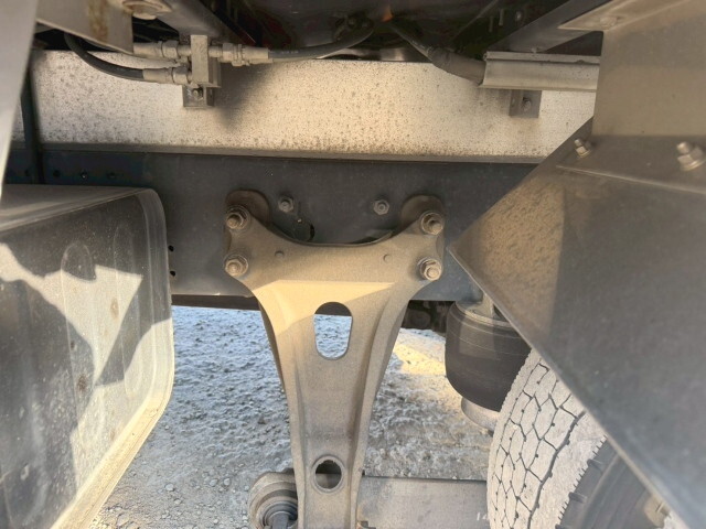 いすゞフォワードアルミウイング中型（4t）[写真29]