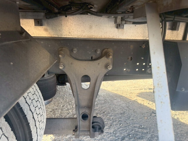 いすゞフォワードアルミウイング中型（4t）[写真29]