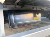 いすゞフォワードアルミウイング中型（4t）[写真32]