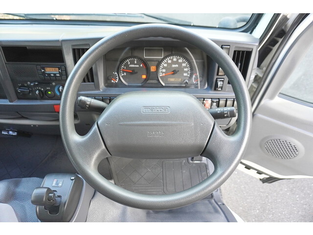 マツダタイタンダブルキャブ（Wキャブ）小型（2t・3t）[写真30]