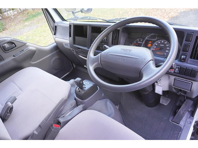 マツダタイタンダブルキャブ（Wキャブ）小型（2t・3t）[写真08]