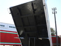 いすゞエルフダンプ小型（2t・3t）[写真13]