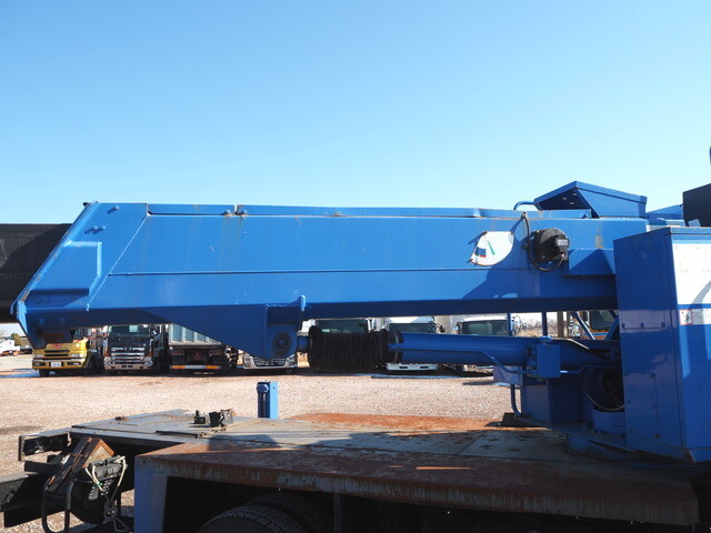 いすゞエルフ高所作業車小型（2t・3t）[写真13]