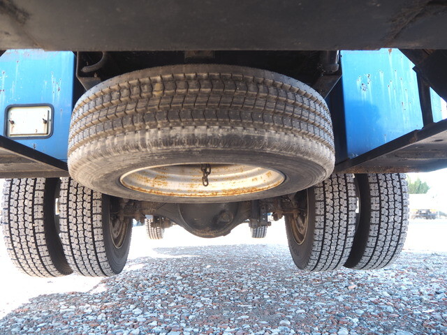 いすゞエルフ高所作業車小型（2t・3t）[写真23]