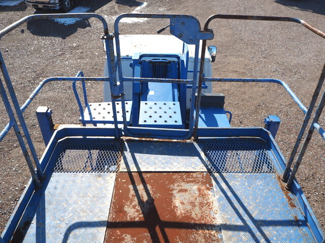 いすゞエルフ高所作業車小型（2t・3t）[写真34]