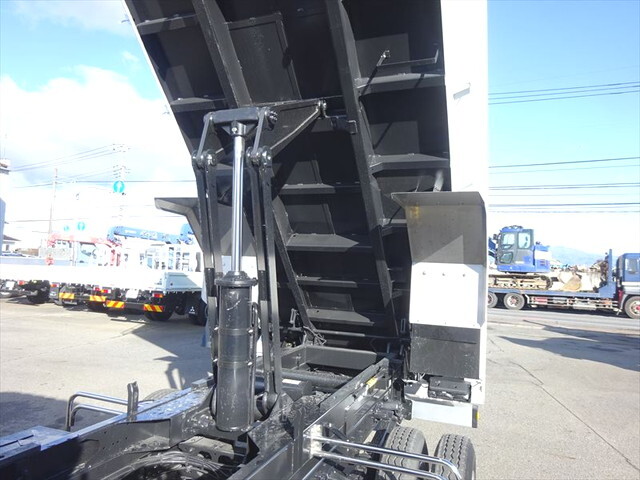 三菱ふそうファイター深ダンプ（土砂禁ダンプ）中型（4t）[写真07]