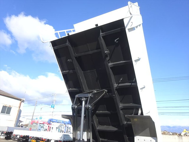 三菱ふそうファイター深ダンプ（土砂禁ダンプ）中型（4t）[写真08]