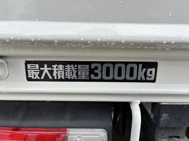 日野デュトロ平ボディ小型（2t・3t）[写真12]