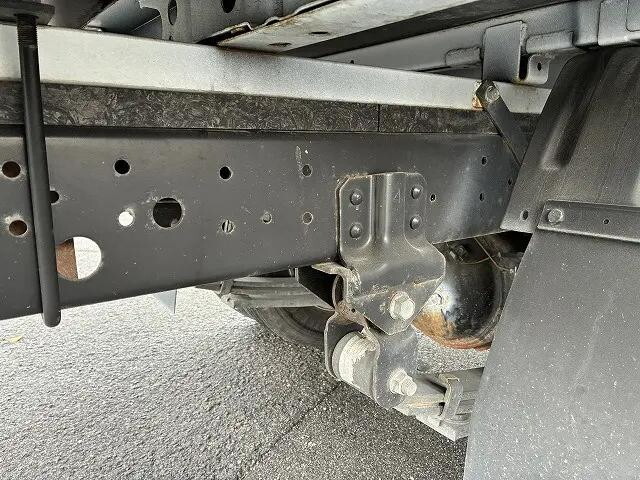 日野デュトロ平ボディ小型（2t・3t）[写真15]