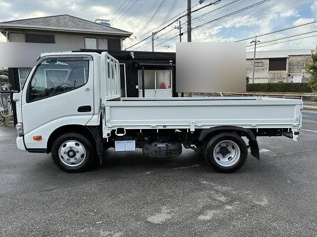 日野デュトロ平ボディ小型（2t・3t）[写真07]