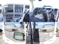 UDトラックスクオン冷凍車（冷蔵車）大型（10t）[写真24]