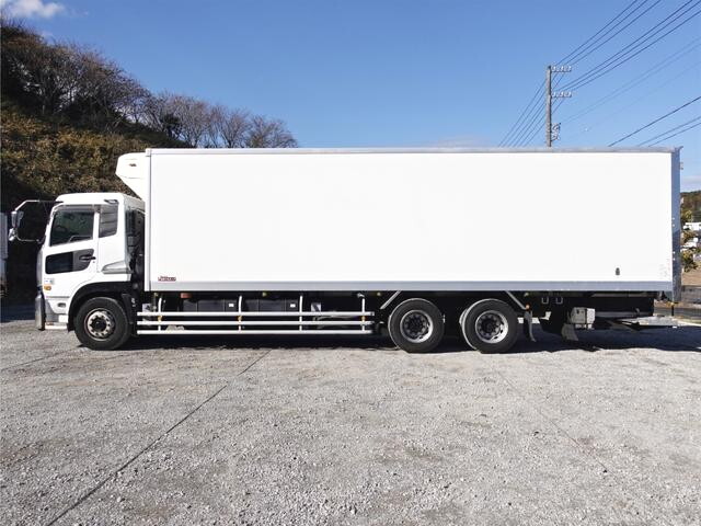UDトラックスクオン冷凍車（冷蔵車）大型（10t）[写真09]