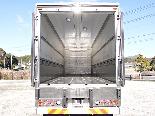 日野プロフィア冷蔵冷凍ウイング大型（10t）[写真07]