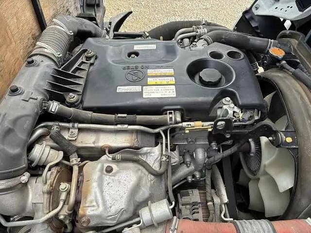 いすゞエルフ平ボディ小型（2t・3t）[写真16]