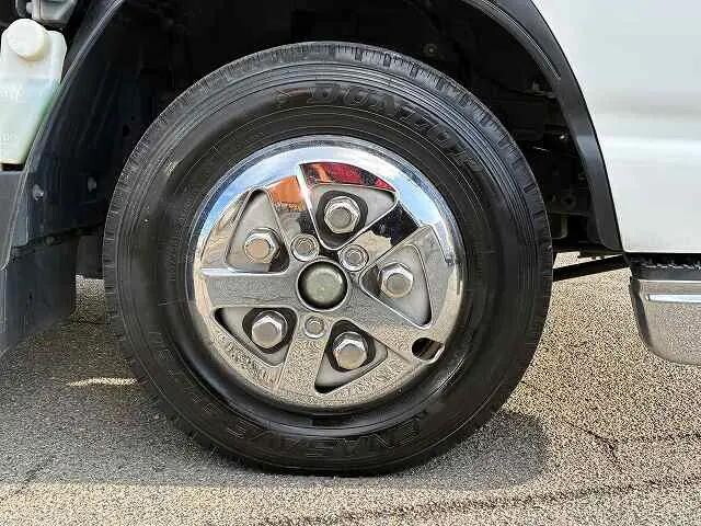 いすゞエルフ平ボディ小型（2t・3t）[写真18]