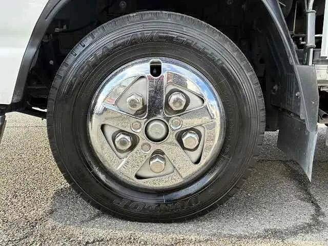 いすゞエルフ平ボディ小型（2t・3t）[写真19]