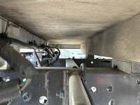 いすゞエルフ平ボディ小型（2t・3t）[写真24]