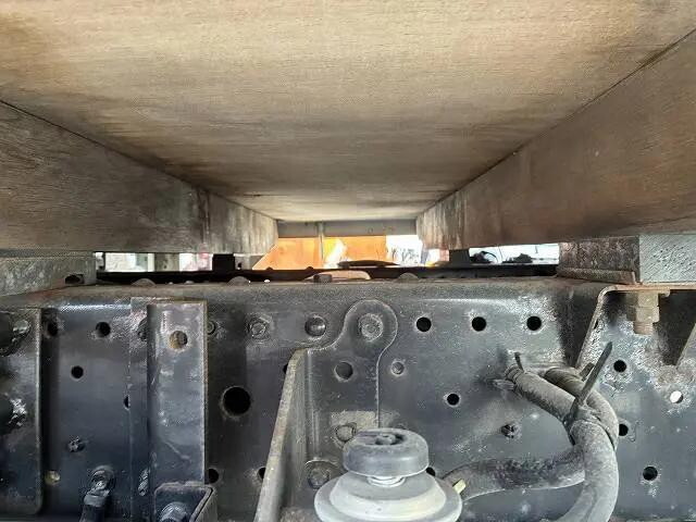 いすゞエルフ平ボディ小型（2t・3t）[写真25]