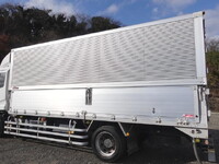 UDトラックスコンドルアルミウイング増トン（6t・8t）[写真07]