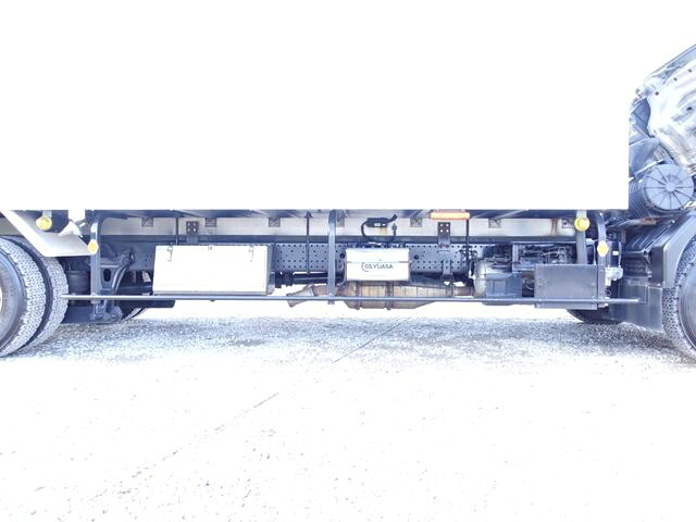 いすゞフォワード冷凍車（冷蔵車）中型（4t）[写真19]