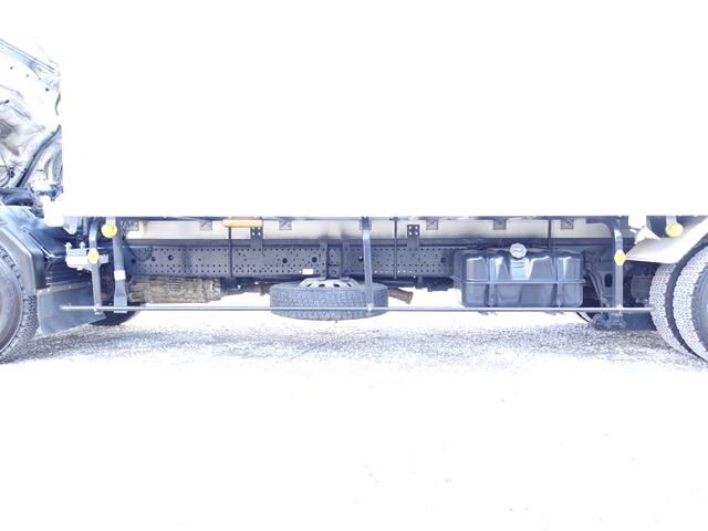 いすゞフォワード冷凍車（冷蔵車）中型（4t）[写真23]