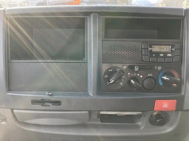 マツダタイタン平ボディ小型（2t・3t）[写真29]