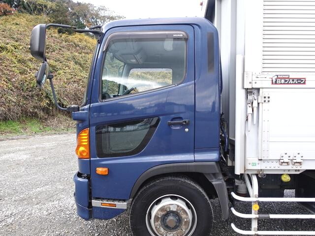 日野レンジャーアルミウイング増トン（6t・8t）[写真11]