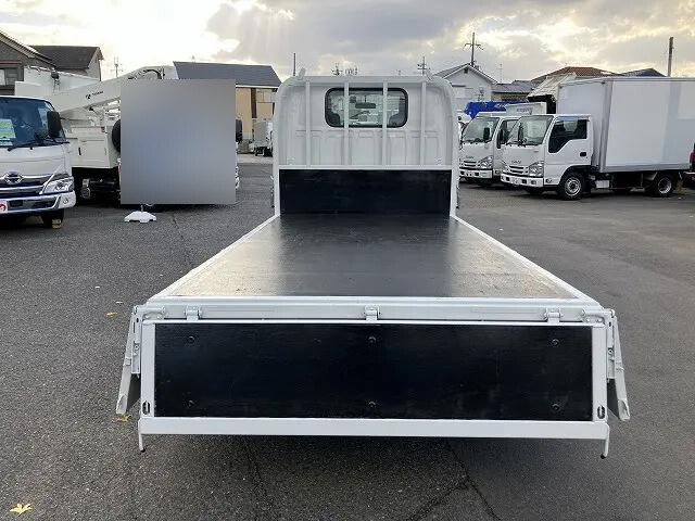 いすゞエルフ平ボディ小型（2t・3t）[写真11]